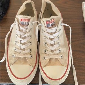 White converse sneakers